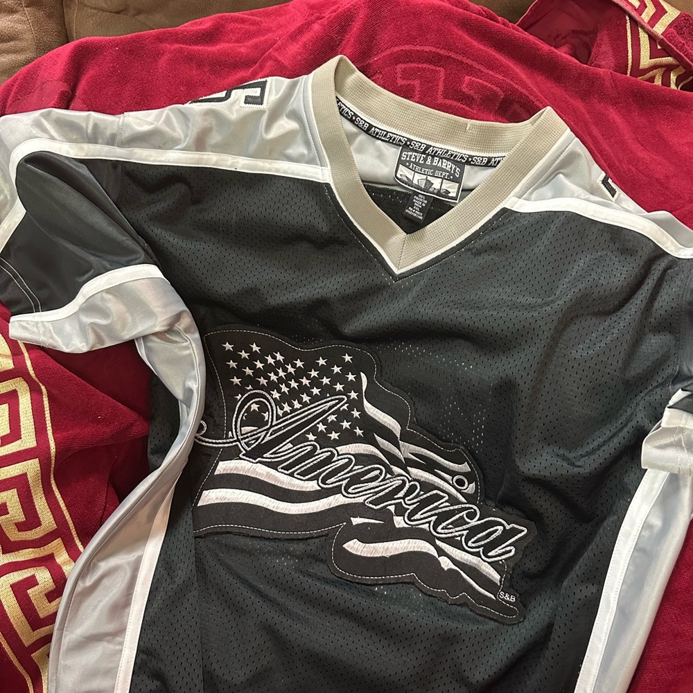 Steve & Barry's Black and Silver Men's Jersey